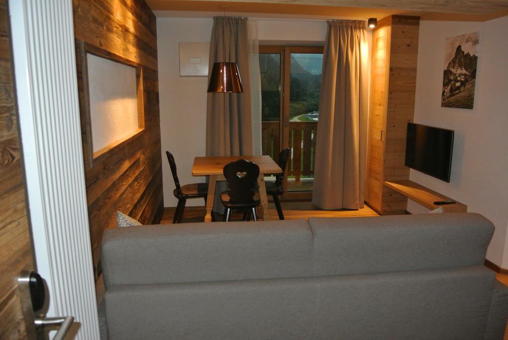 Chalet Prades Dolomiti Lodges La Villa  Cameră foto